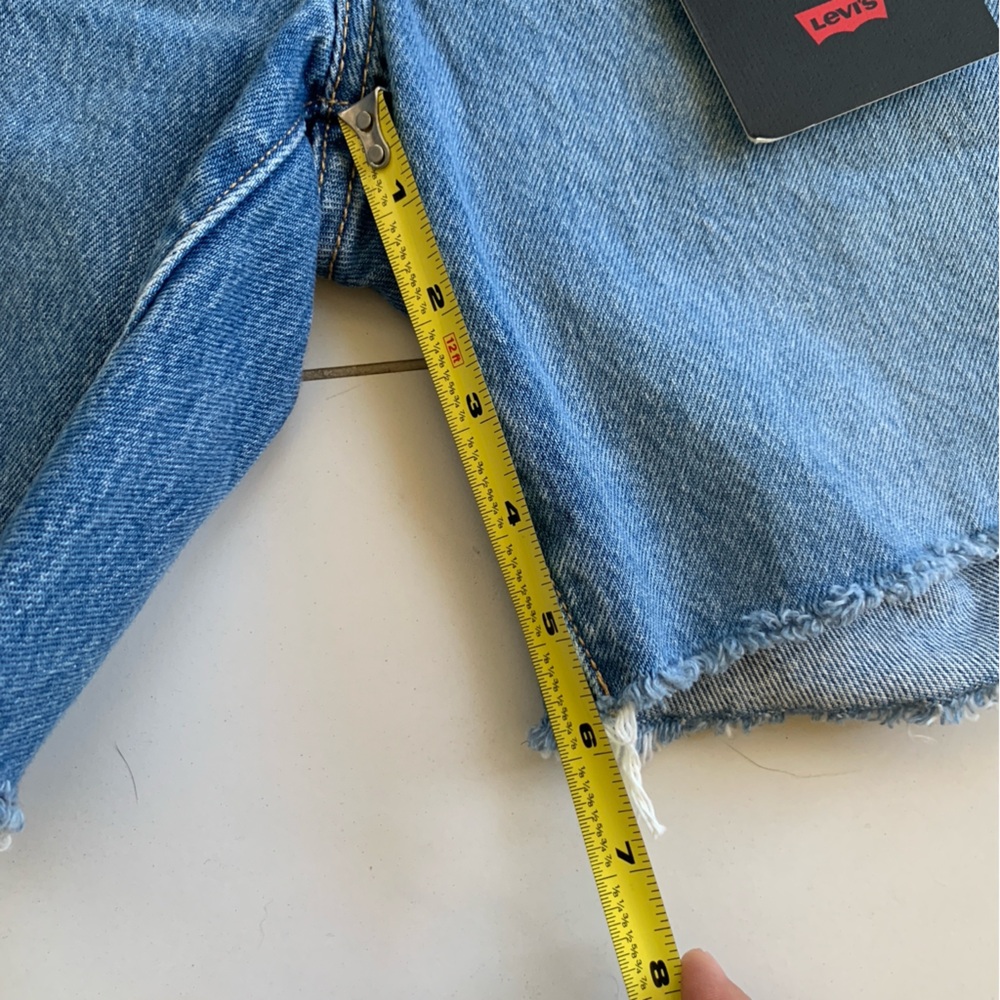 Levi's 501 Mid Length Denim Shorts High Rise Button Fly Luxor Street Size 26 - Picture 5 of 7